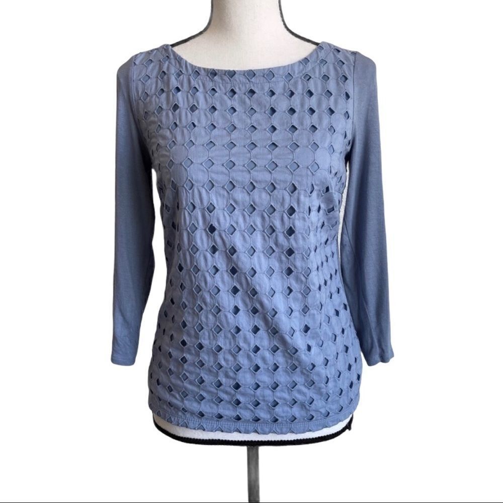 The Limited Outback Red Blue Eyelet Front Top‎